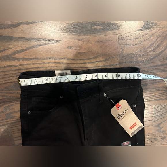 NWT Levi’s 721 High-Rise Skinny Hypersoft Jeans Pants - Picture 4 of 7